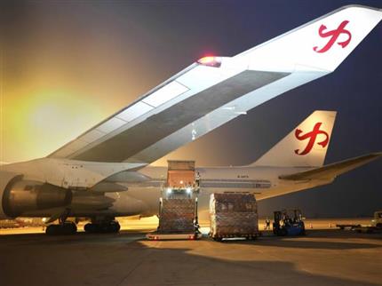 61.1萬噸！鄭州機(jī)場貨運(yùn)量已超去年 “雙貨航”支撐鄭州樞紐貨運(yùn)再突破